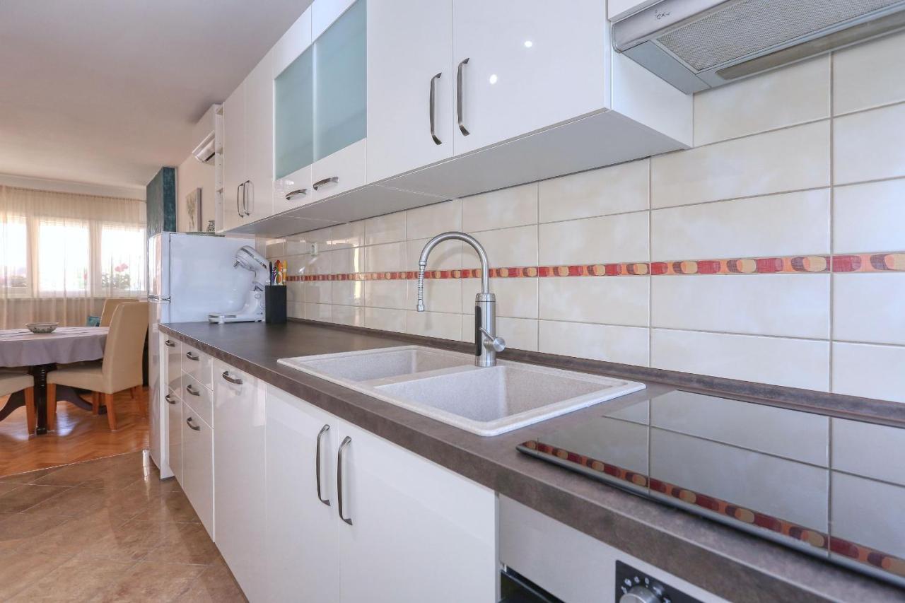 Rita Sea View Apartment 자다르 외부 사진