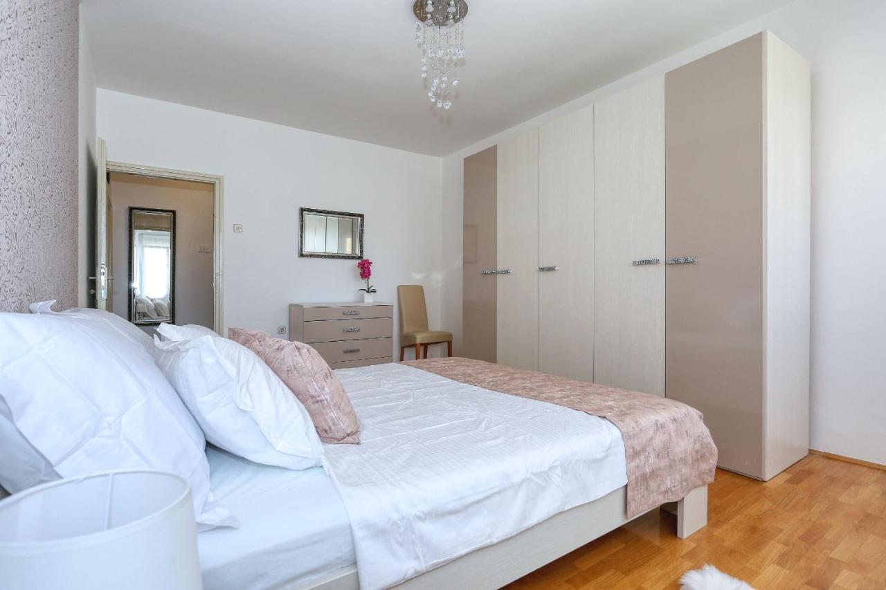 Rita Sea View Apartment 자다르 외부 사진